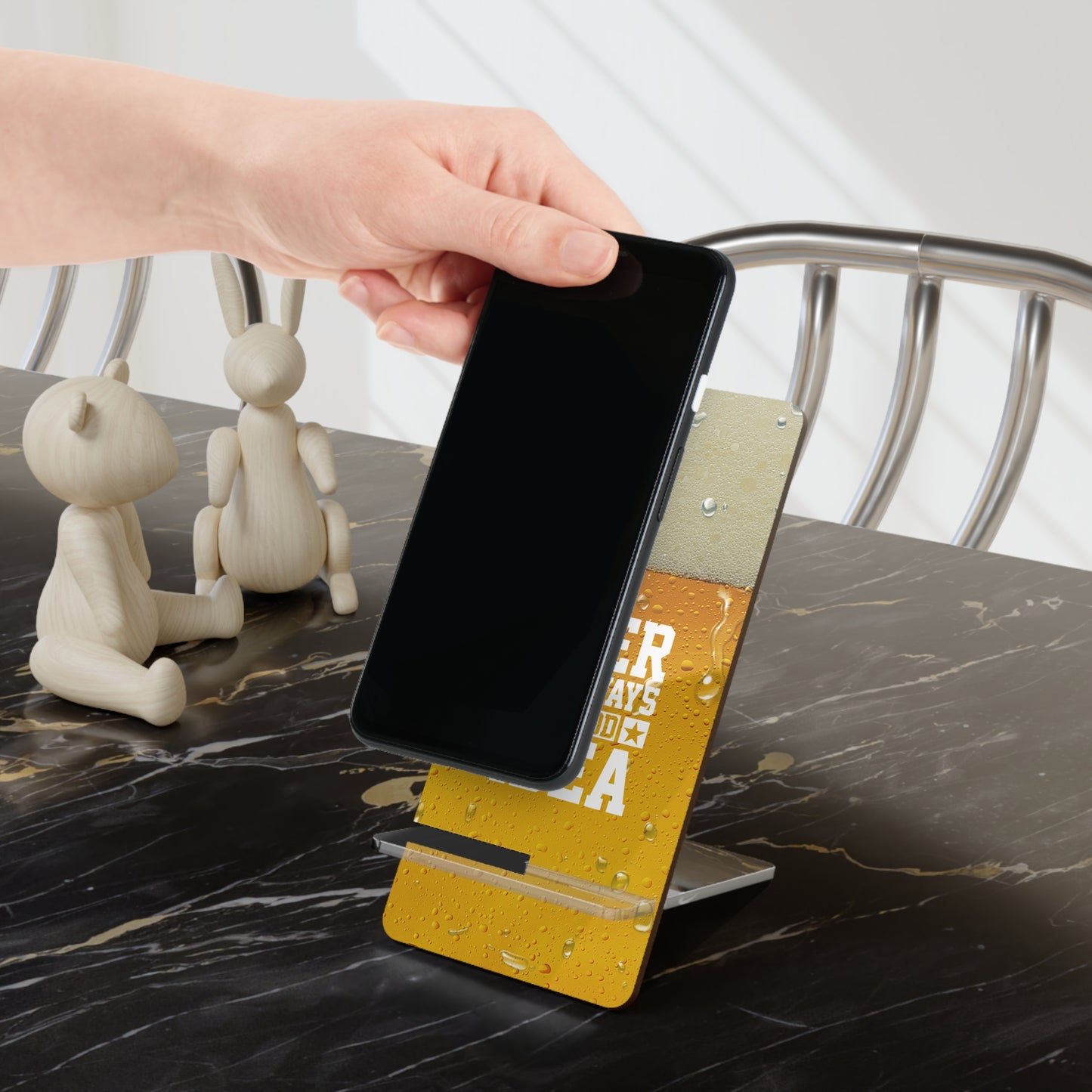 Beer-Themed Smartphone Stand, Perfect Gift for Beer Lovers