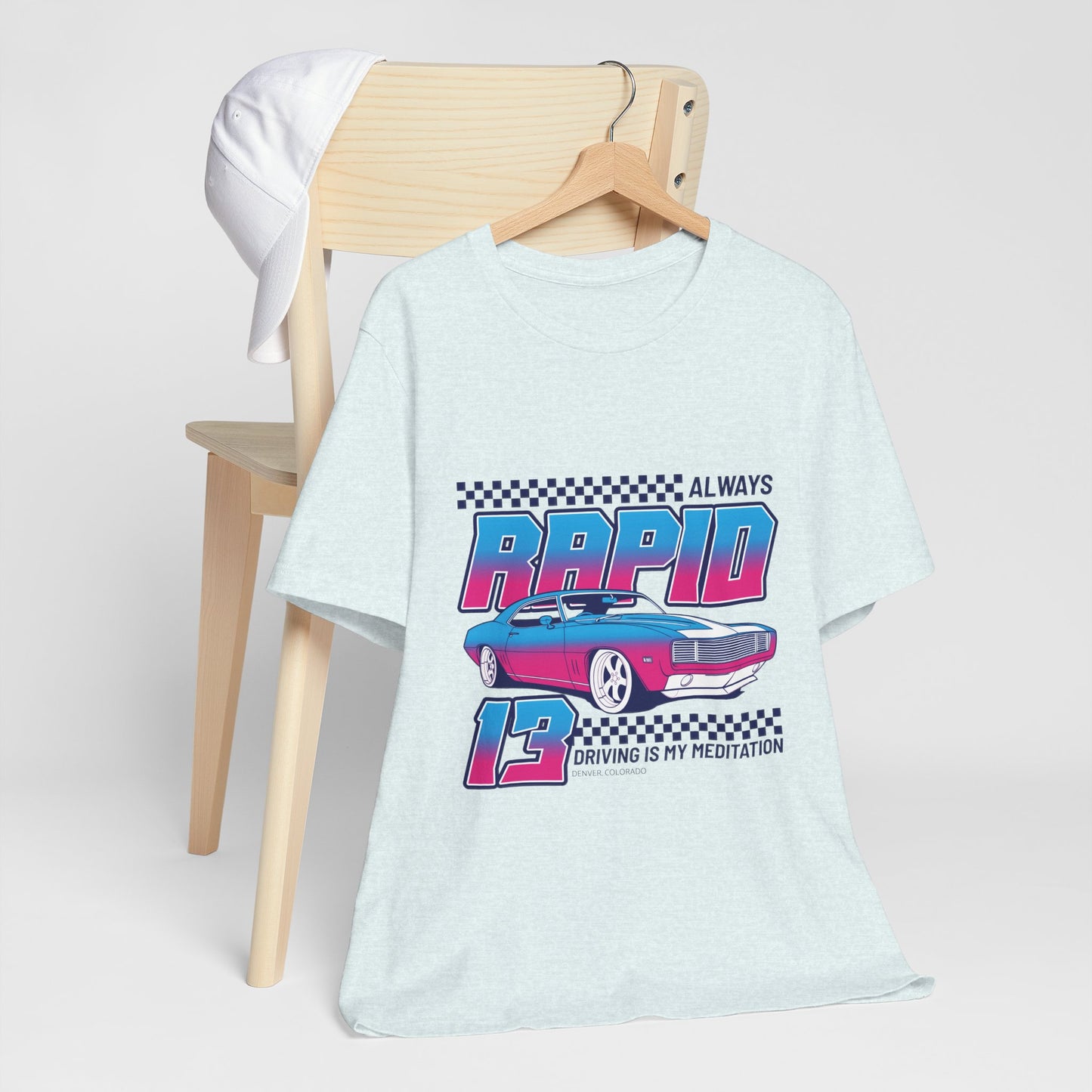 Camiseta de manga corta unisex "Conducir siempre rápido es mi meditación" 