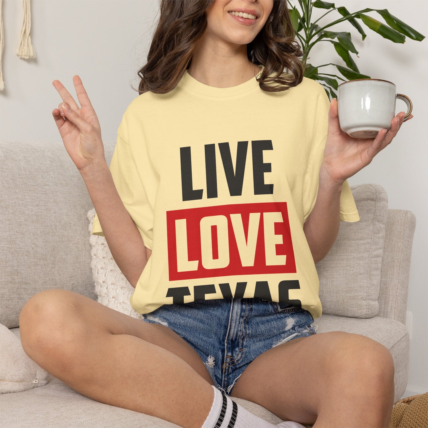 Live Love Texas Unisex T-Shirt - Casual Texas Pride Tee