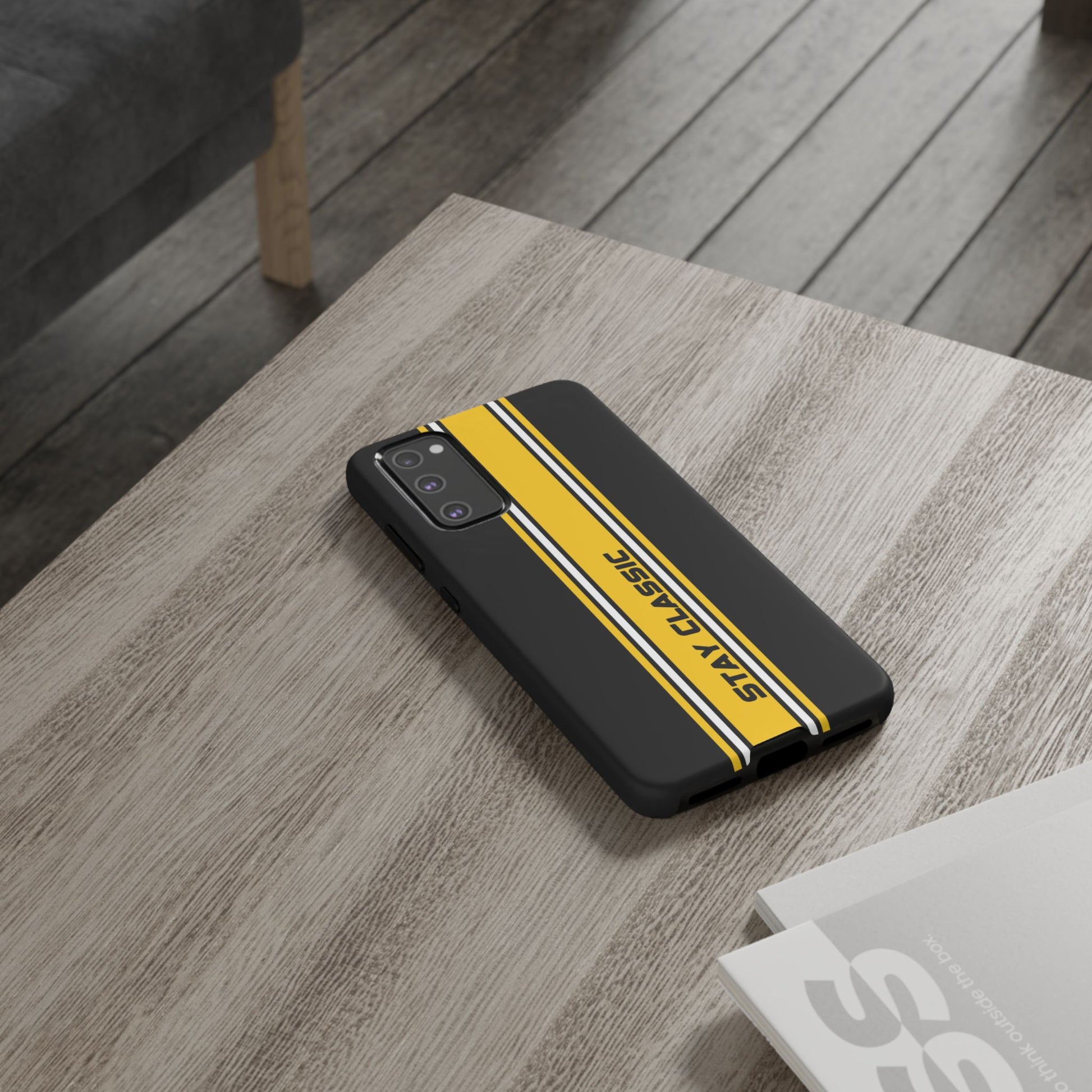 Stay Classic Tough Case – Minimalist Racing Design