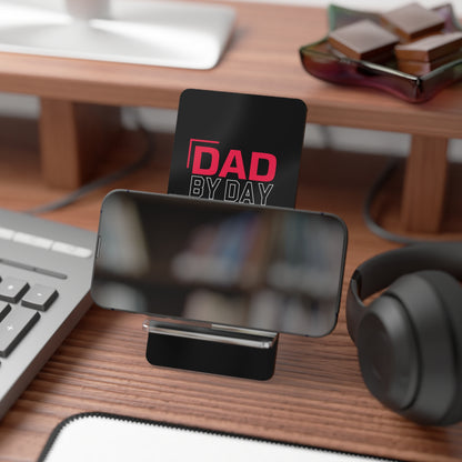 Gamer Dad Smartphone Stand, Perfect Gift for Dads