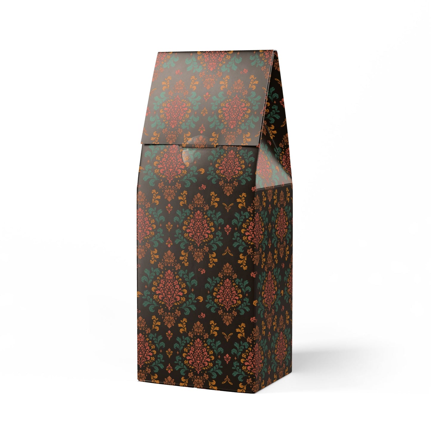 Broken Top Coffee Blend (Medium Roast) / Tasting notes: Chocolate covered almonds, maple syrup, citrus