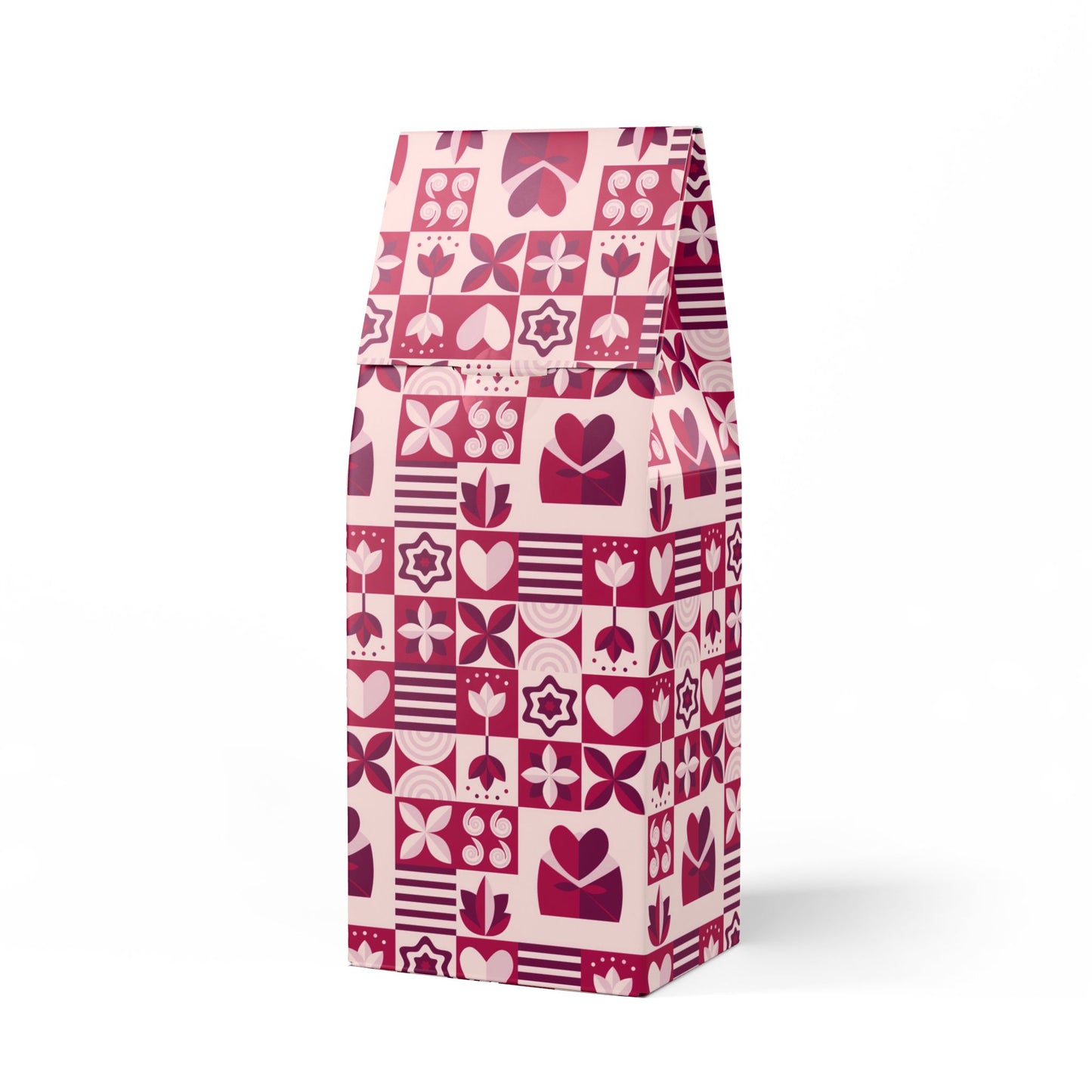 High Lakes Coffee Blend (Light Roast) / Tasting notes:  Dried fruit, citrus, light body