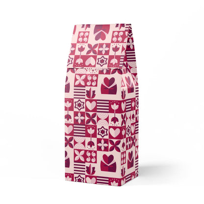 High Lakes Coffee Blend (Light Roast) / Tasting notes:  Dried fruit, citrus, light body