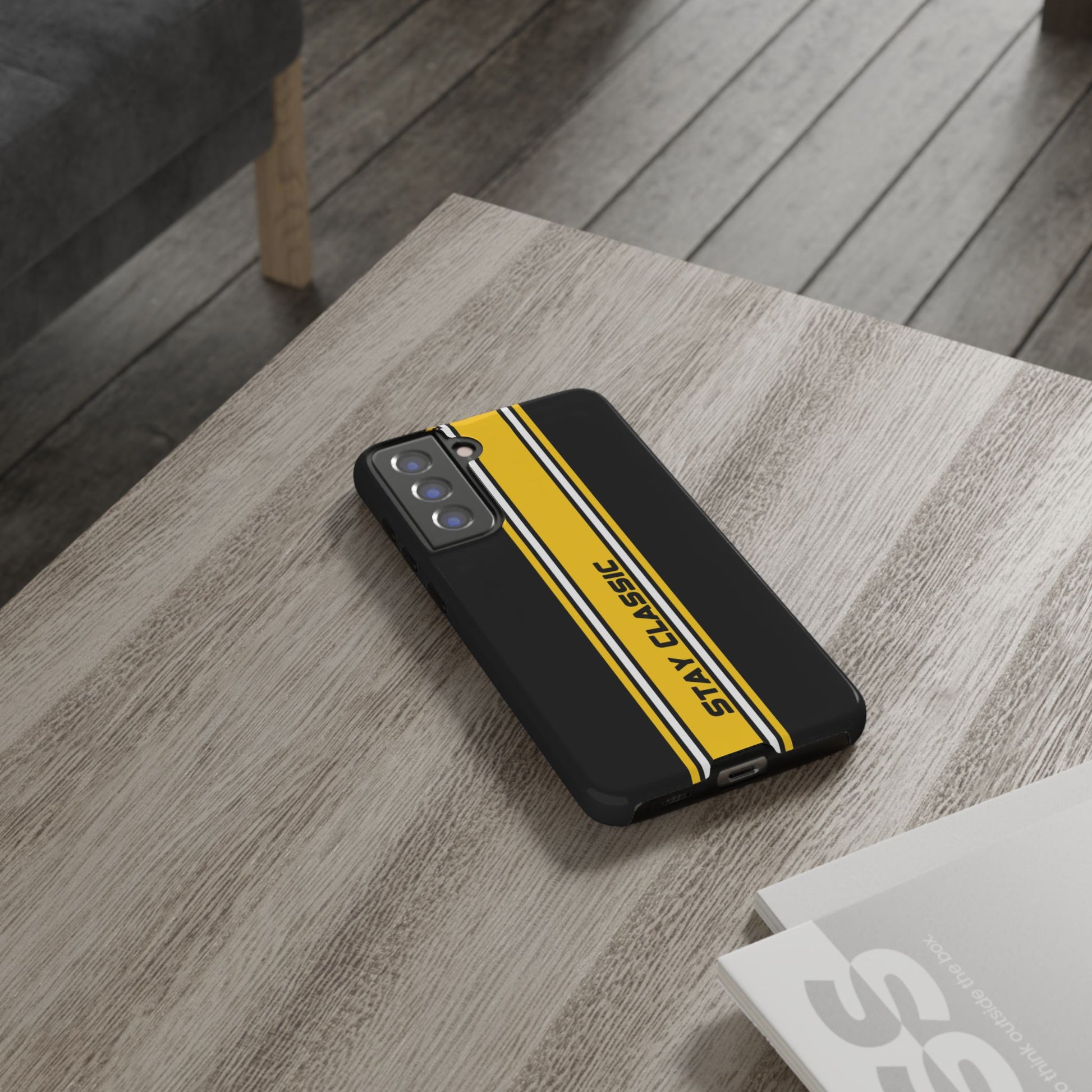 Stay Classic Tough Case – Minimalist Racing Design