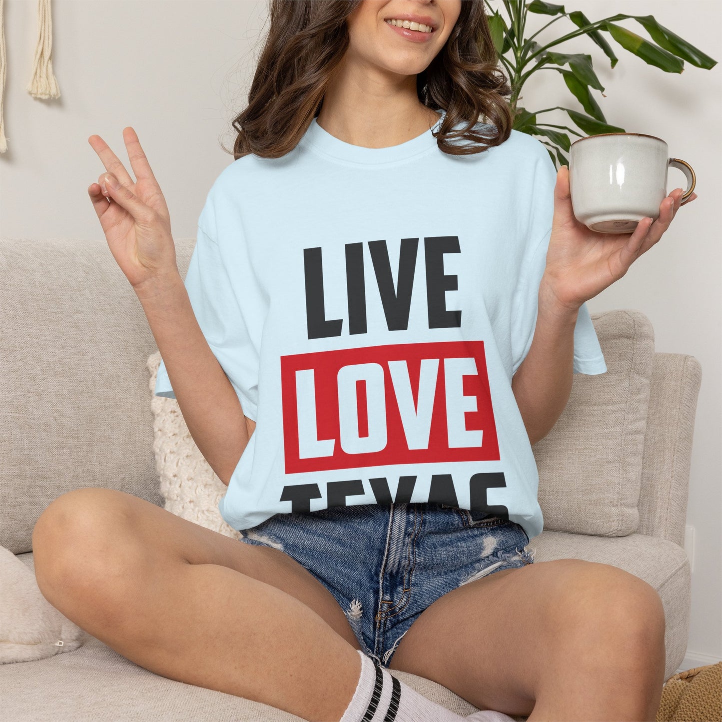 Live Love Texas Unisex T-Shirt - Casual Texas Pride Tee