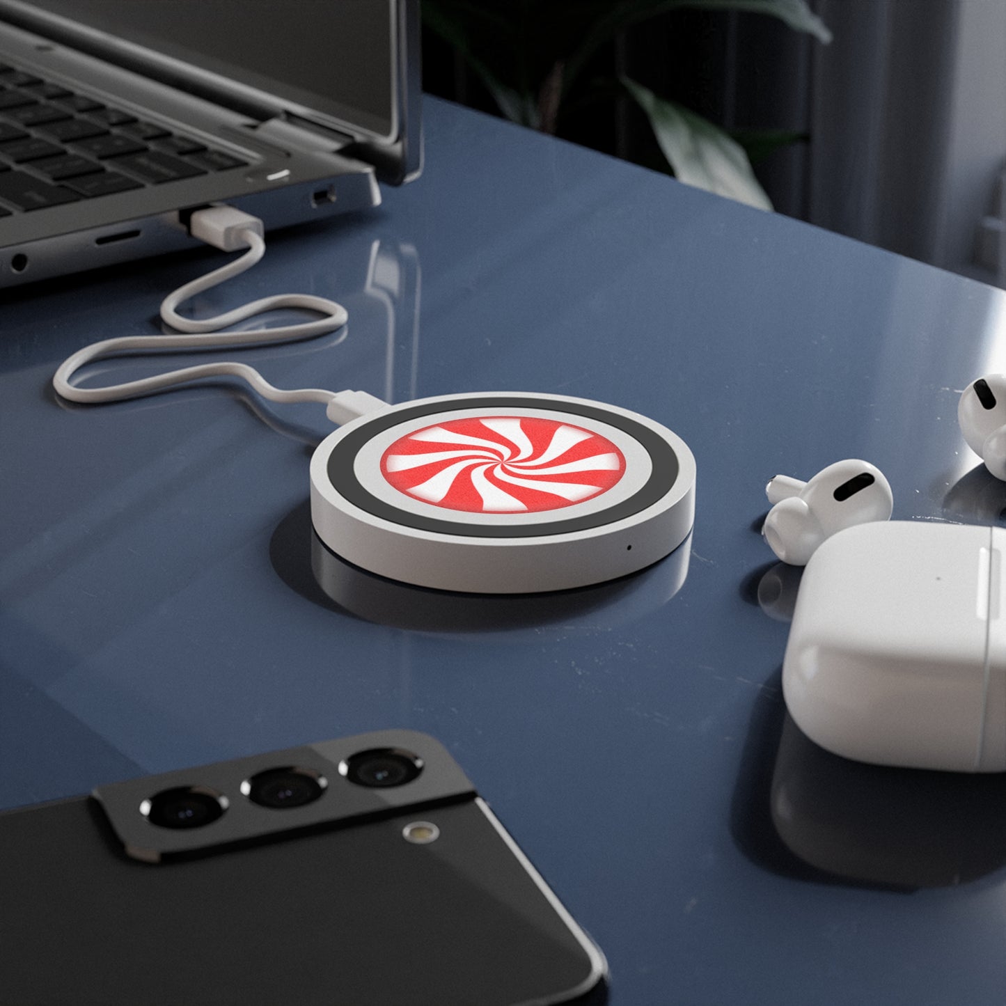 Peppermint Candy Quake Wireless Charging Pad