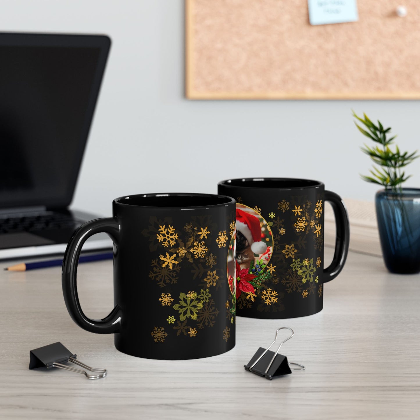 The Pug Who Saved Christmas Black Mug - 11oz, 15oz