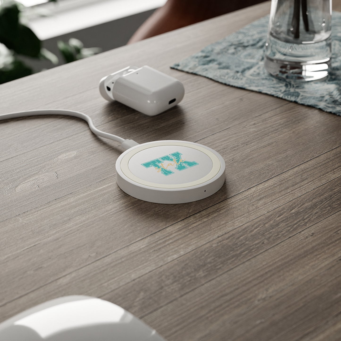 TX State Quake Wireless Charging Pad