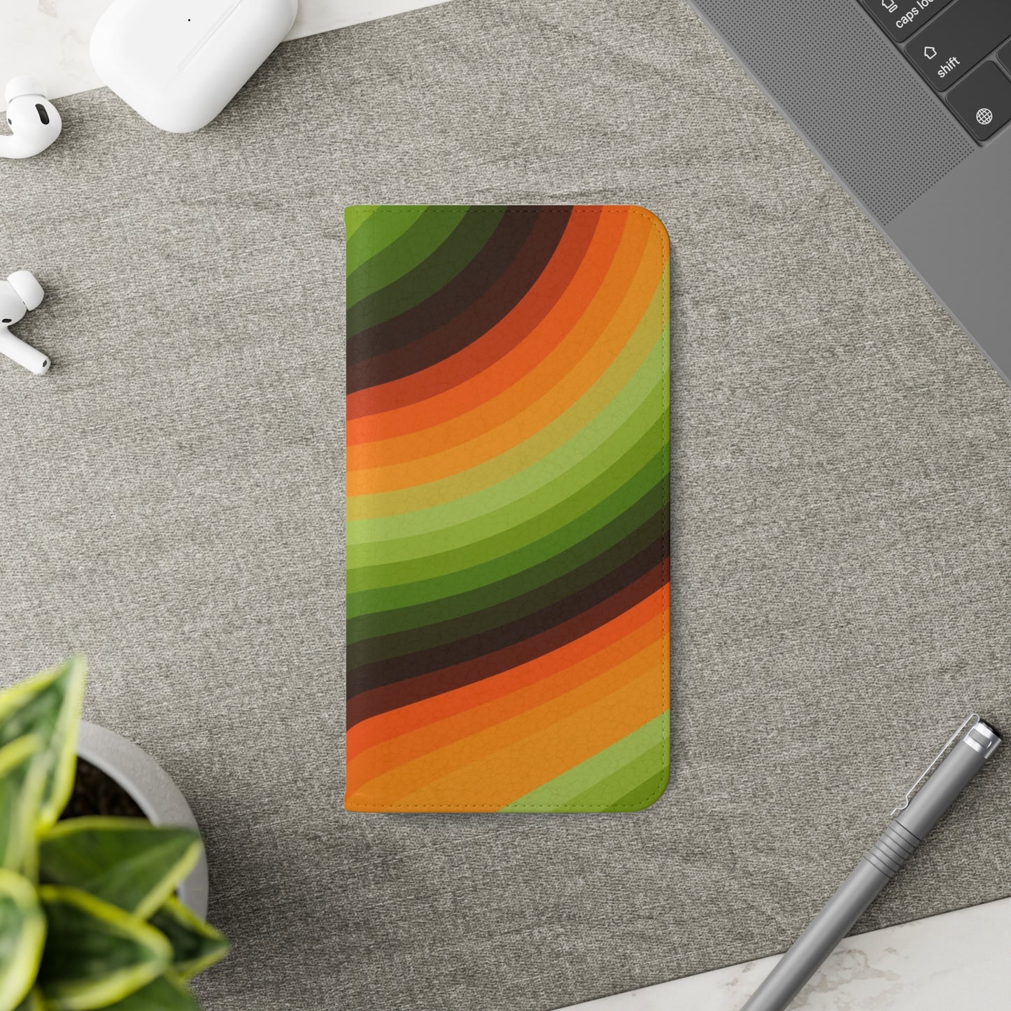 Nostalgic Swirl Flip Cases