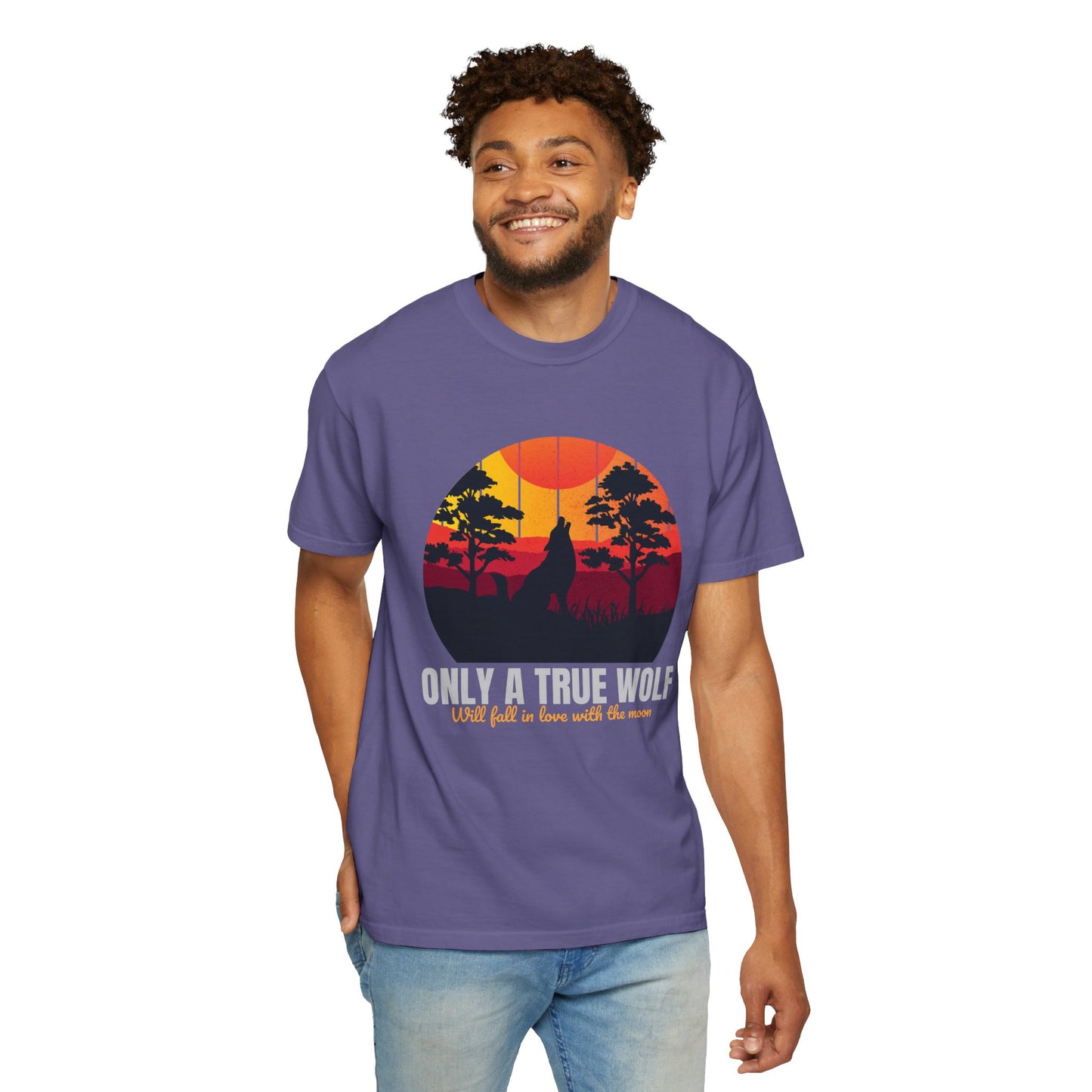 Only A True Wolf Will Fall In Love With The Moon T-shirt