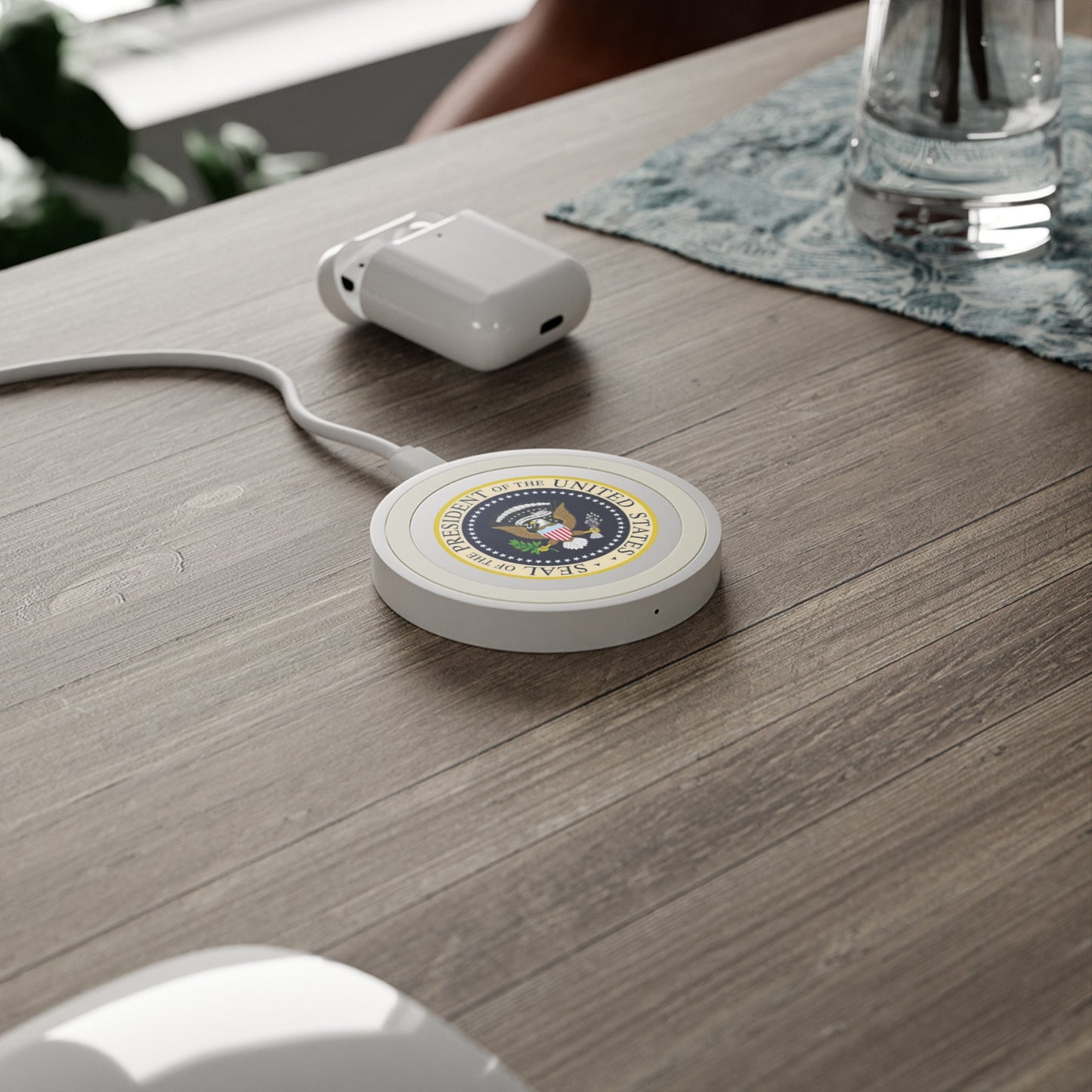 Seal Of The President Quake Wireless Charging Pad