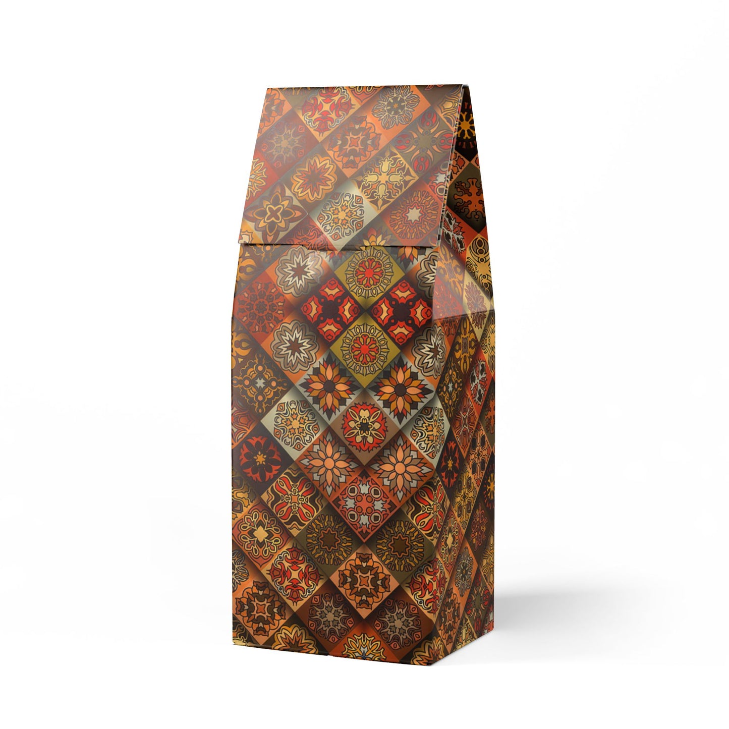 Broken Top Coffee Blend (Medium Roast) / Tasting notes: Chocolate covered almonds, maple syrup, citrus