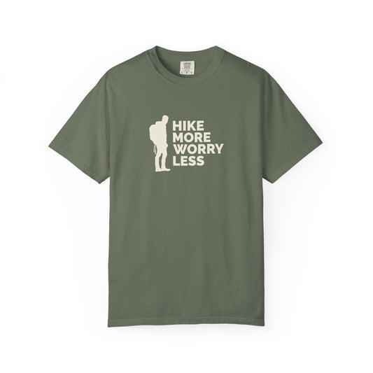 Camiseta unisex teñida con prenda Hike More Worry Less