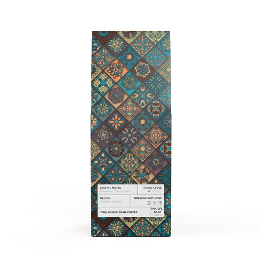 High Lakes Coffee Blend (Light Roast) / Tasting notes:  Dried fruit, citrus, light body