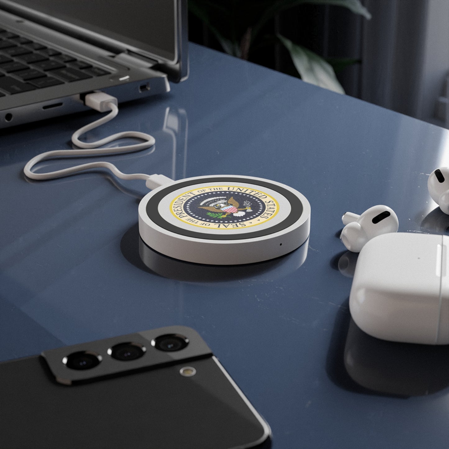 Seal Of The President Quake Wireless Charging Pad