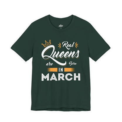 Real Queens Are Born iBirthday T-Shirt