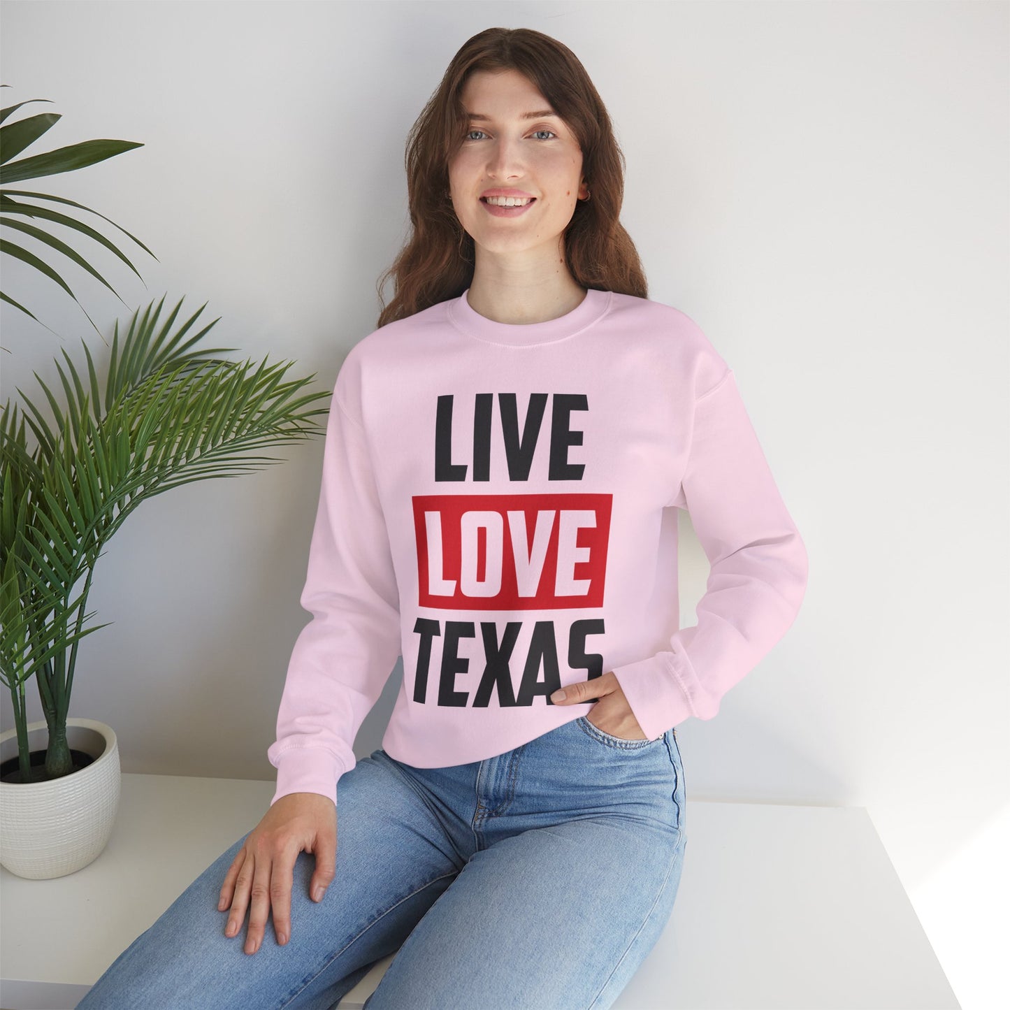 Live Love Texas Crewneck Sweatshirt – Cozy Unisex Pullover for Texas Lovers