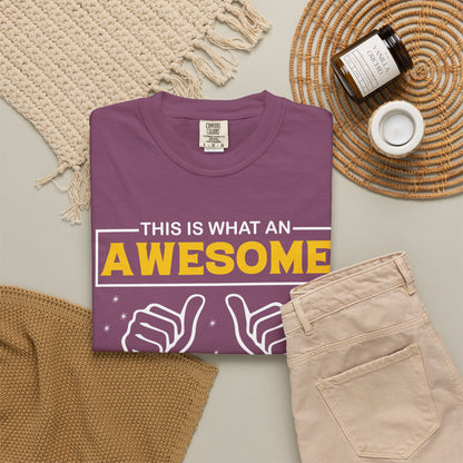 'This is What an Awesome Dad Looks Like' Tee