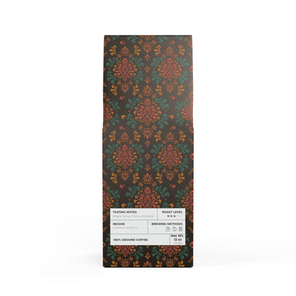 Broken Top Coffee Blend (Medium Roast) / Tasting notes: Chocolate covered almonds, maple syrup, citrus