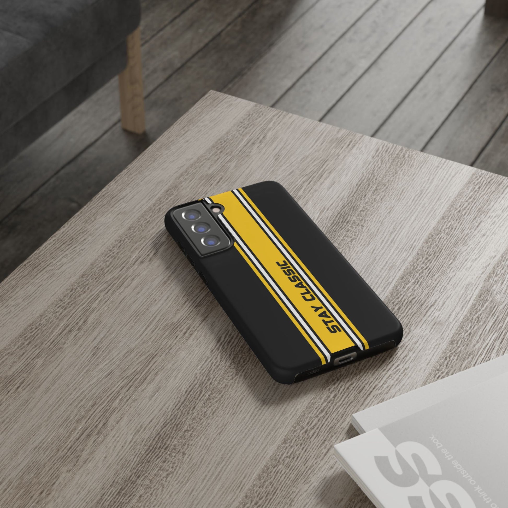 Stay Classic Tough Case – Minimalist Racing Design