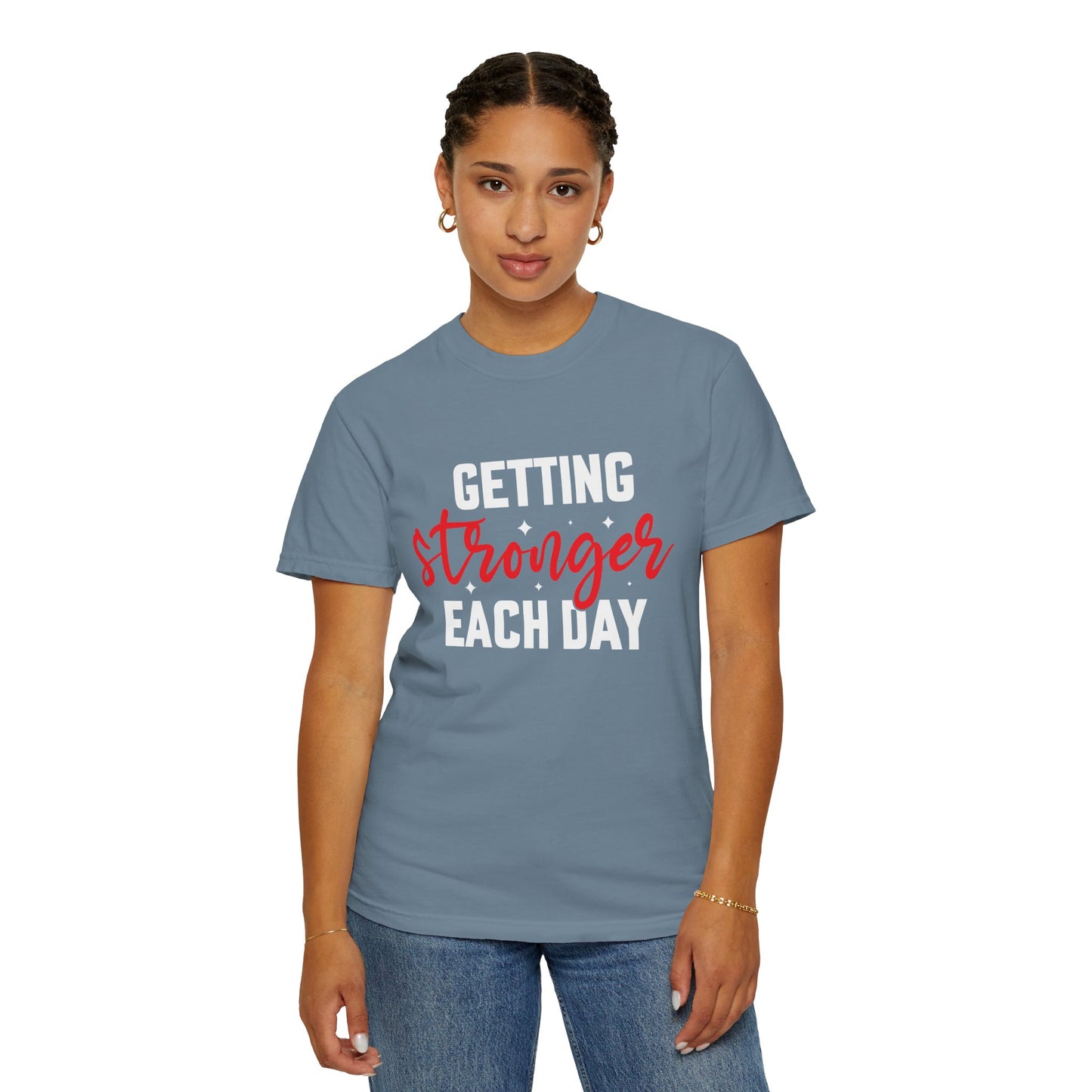 Unisex Motivational T-Shirt - "Getting Stronger Each Day" - Perfect for Fitness Enthusiasts