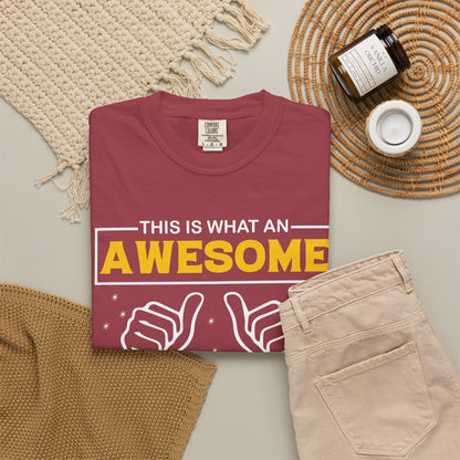 'This is What an Awesome Dad Looks Like' Tee