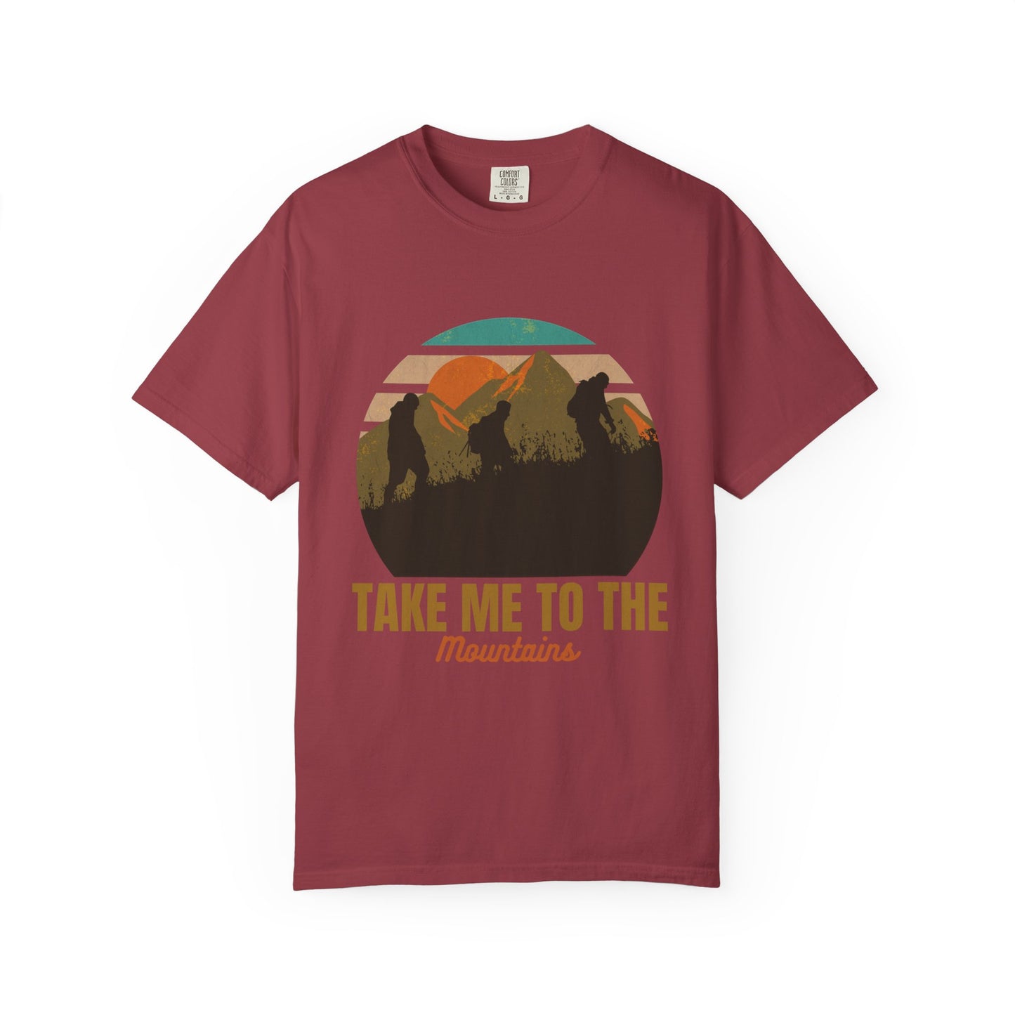 Camiseta unisex teñida con prenda "Llévame a las montañas" 