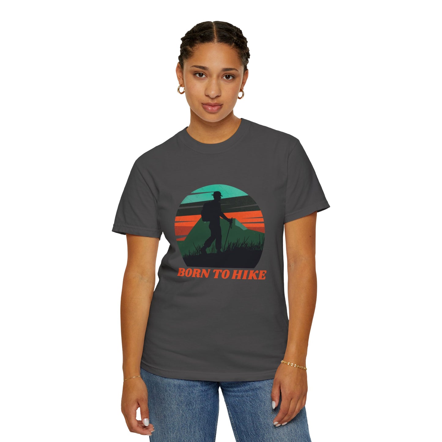 Camiseta unisex teñida Born To Hike