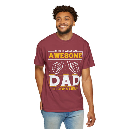 'This is What an Awesome Dad Looks Like' Tee