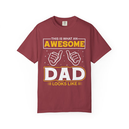 'This is What an Awesome Dad Looks Like' Tee