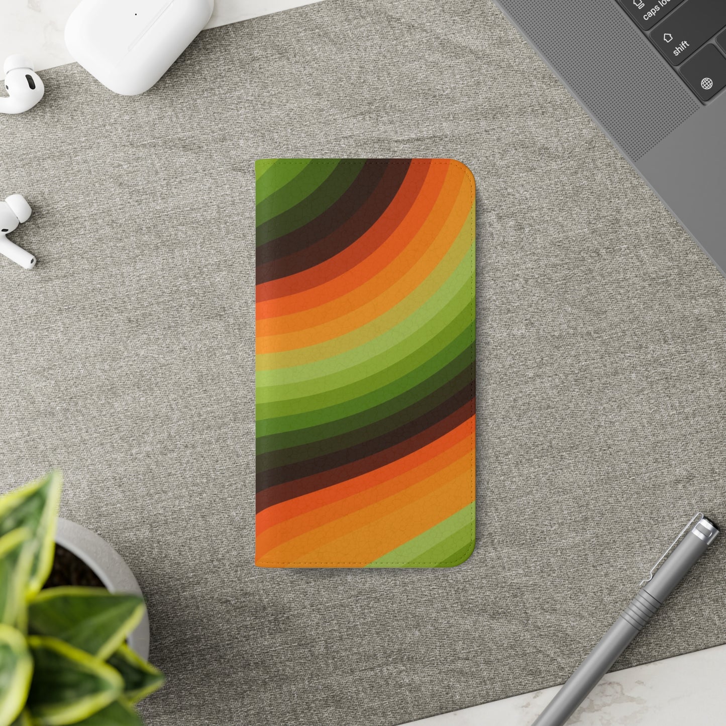 Nostalgic Swirl Flip Cases