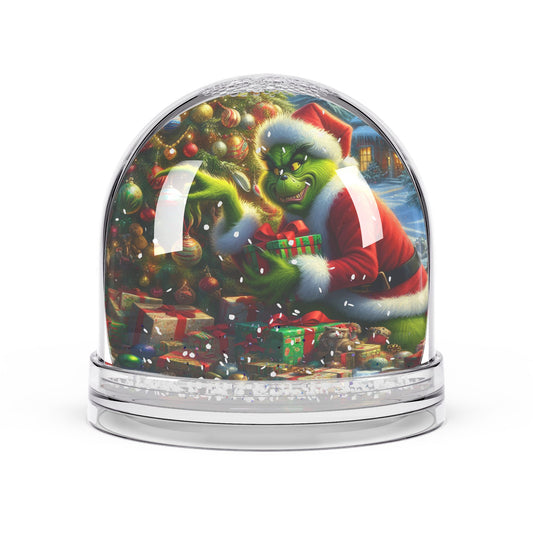 The Grinch’s Holiday Heist Snow Globe