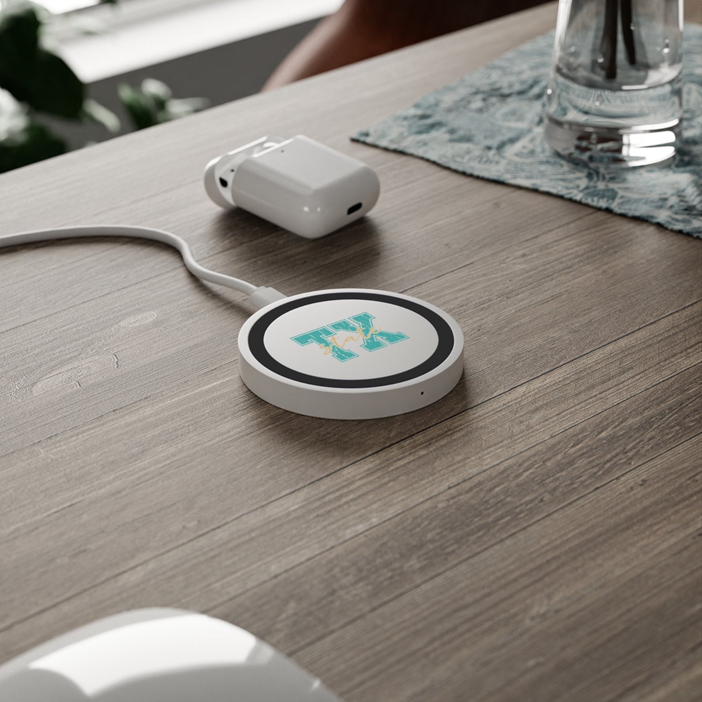 TX State Quake Wireless Charging Pad