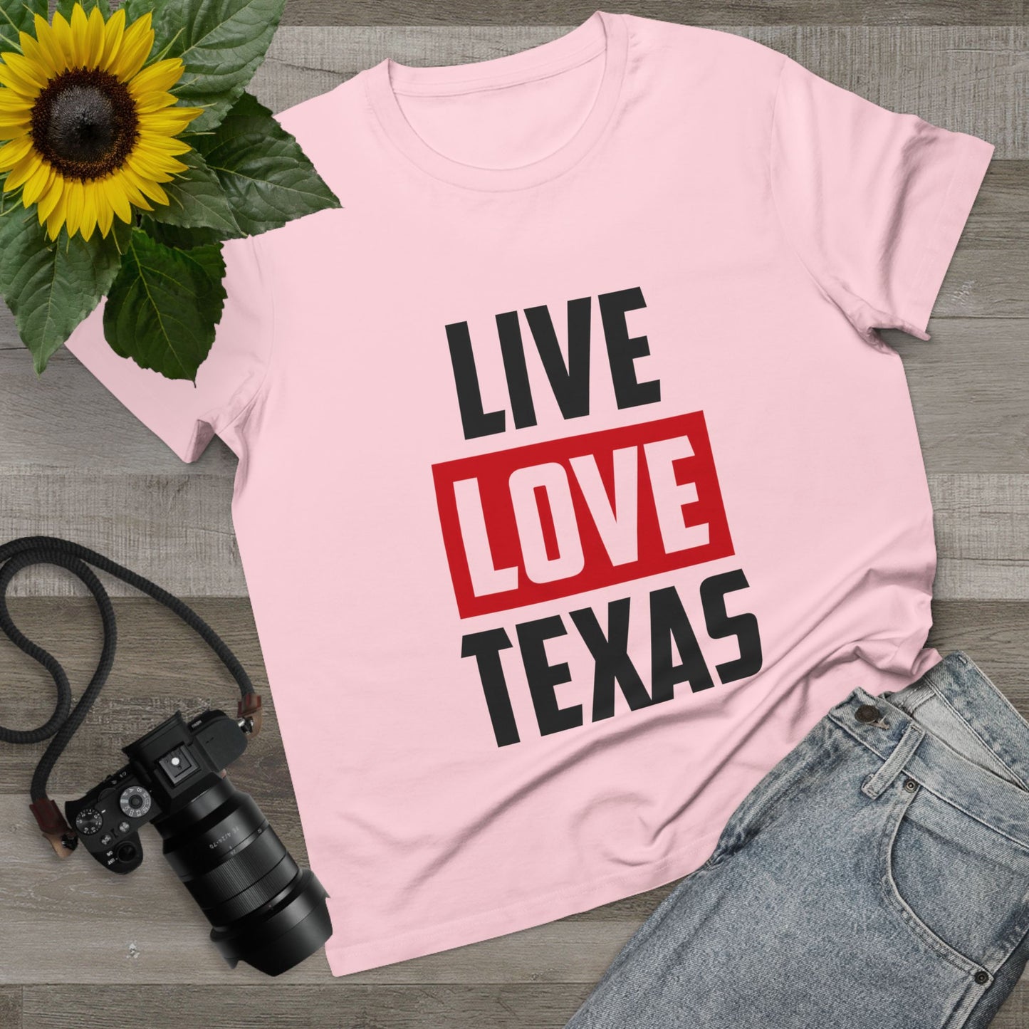 Live Love Texas Women's Tee - Casual Summer Shirt