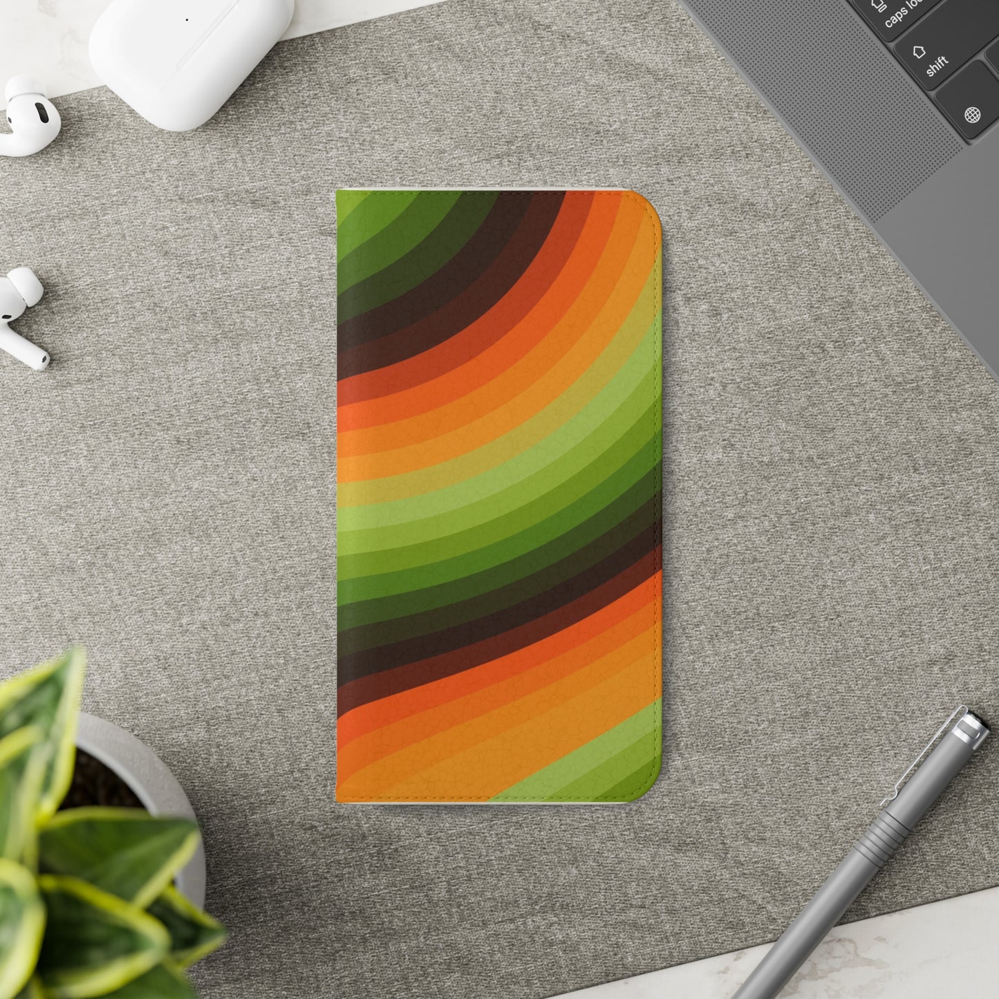 Nostalgic Swirl Flip Cases