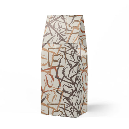 Broken Top Coffee Blend (Medium Roast) / Tasting notes: Chocolate covered almonds, maple syrup, citrus