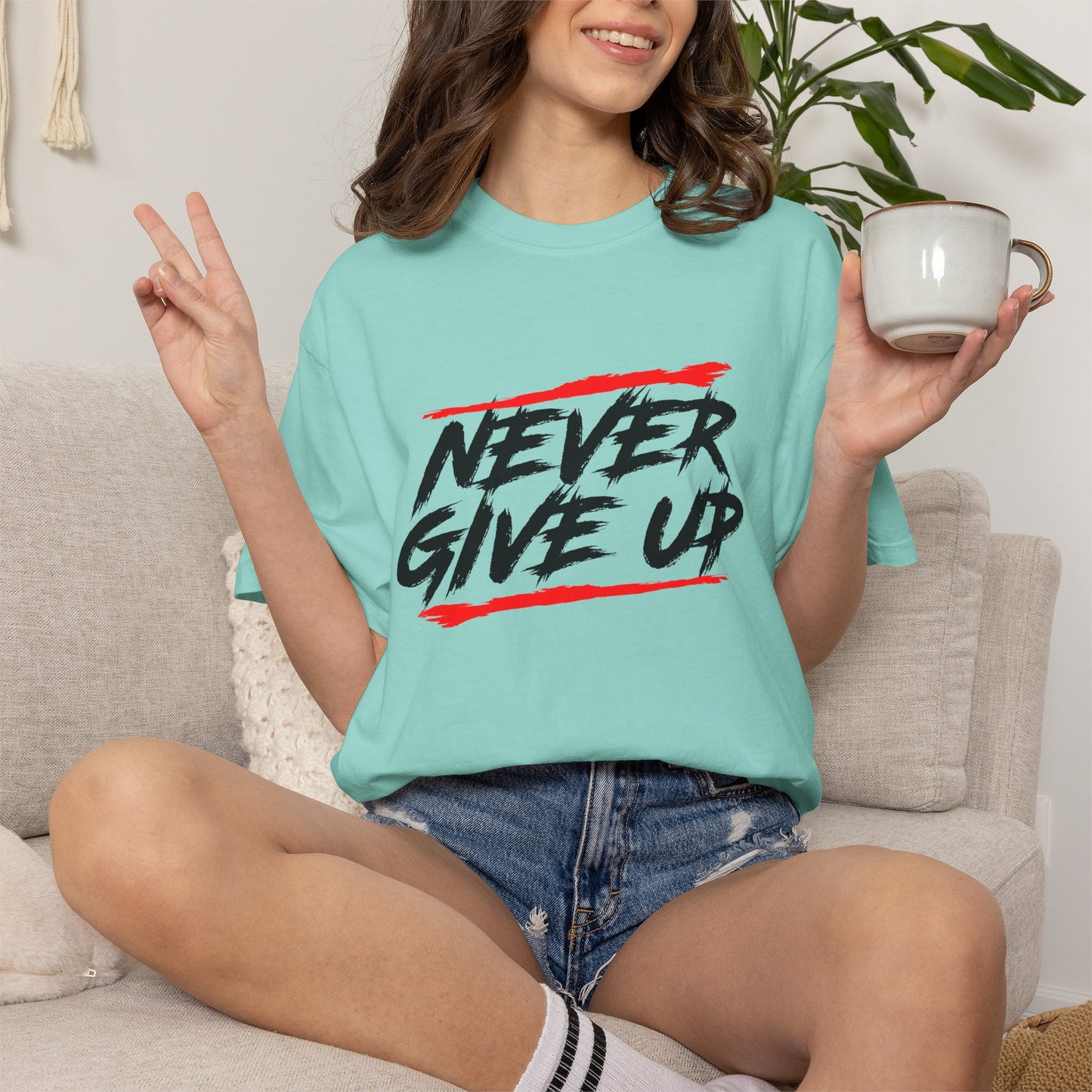 Never Give Up Motivationall Unisex T-Shirt