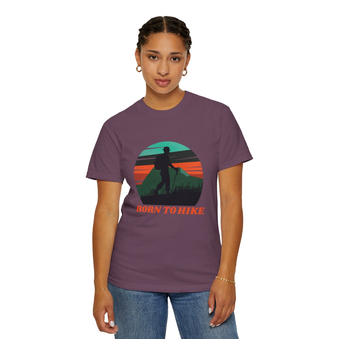 Camiseta unisex teñida Born To Hike