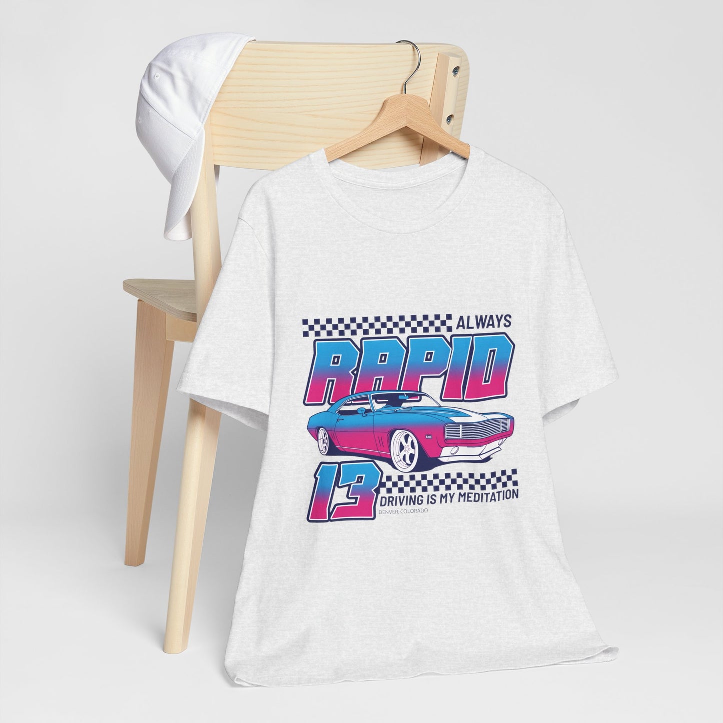 Camiseta de manga corta unisex "Conducir siempre rápido es mi meditación" 