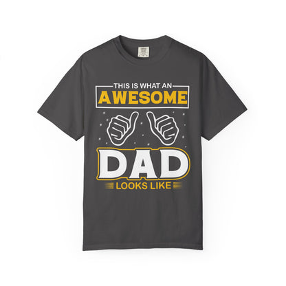 'This is What an Awesome Dad Looks Like' Tee