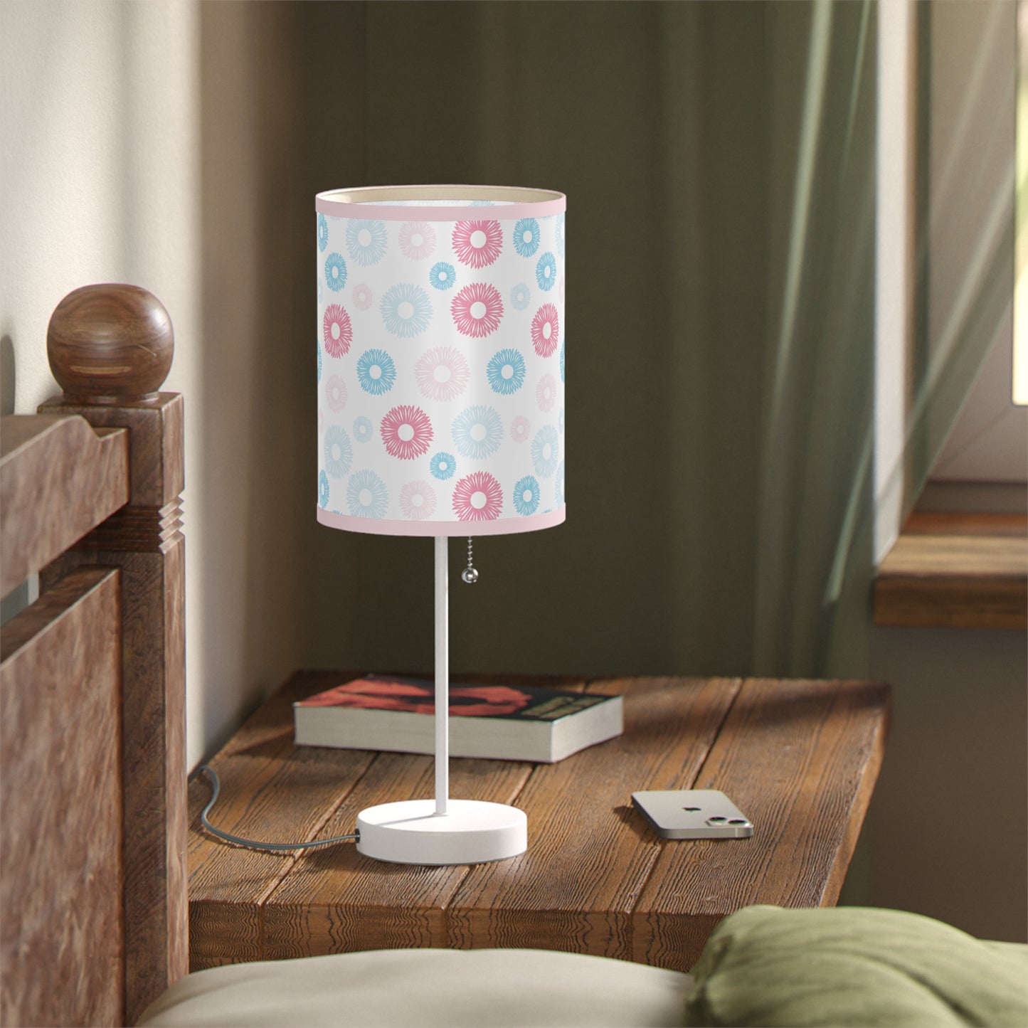 Floral Embrace Lamp on a Stand, US|CA plug / White