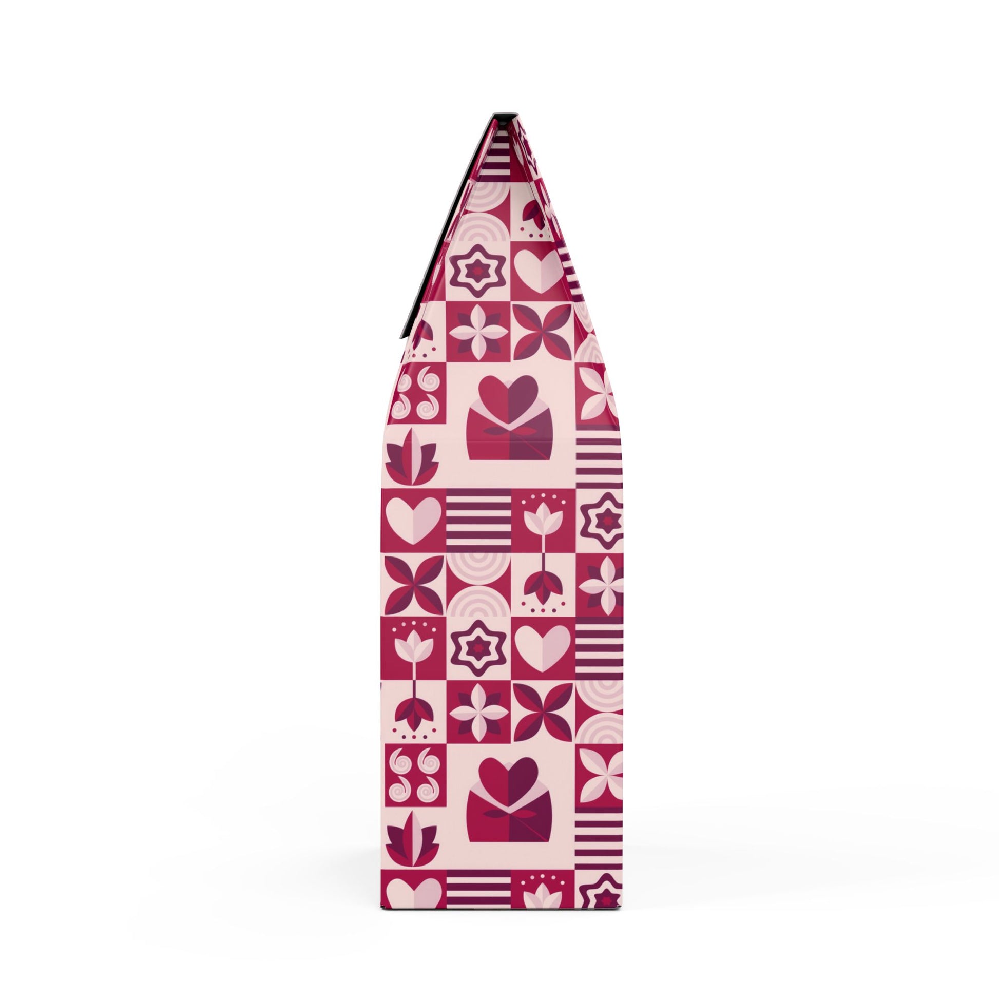 High Lakes Coffee Blend (Light Roast) / Tasting notes:  Dried fruit, citrus, light body