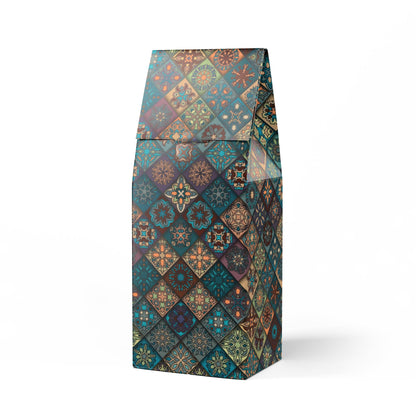 High Lakes Coffee Blend (Light Roast) / Tasting notes:  Dried fruit, citrus, light body