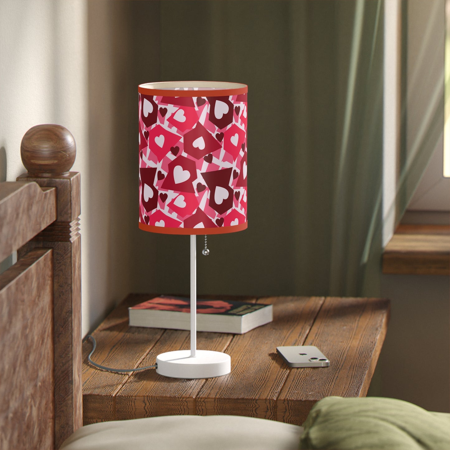 Love in Style: Retro Hearts Lamp on a Stand, US|CA plug / White