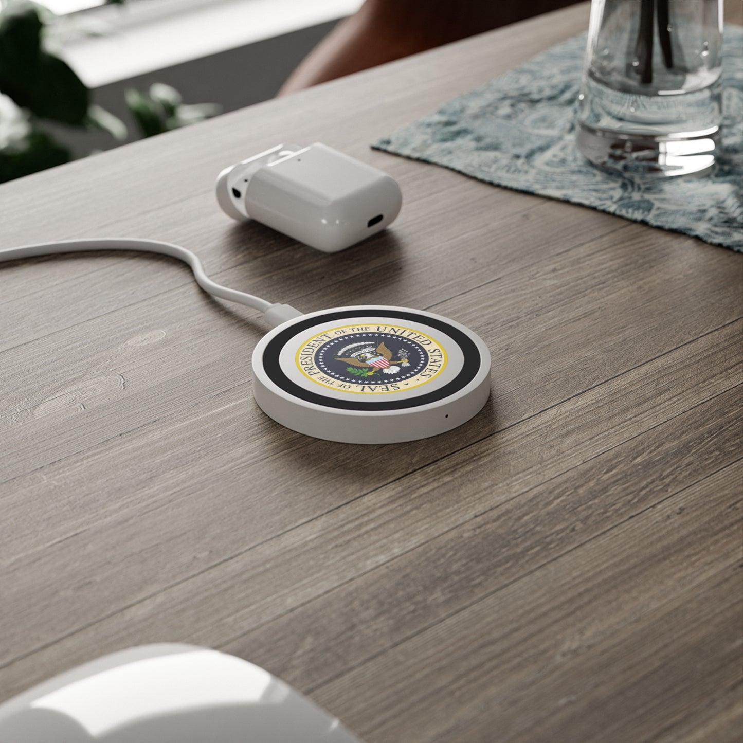 Seal Of The President Quake Wireless Charging Pad