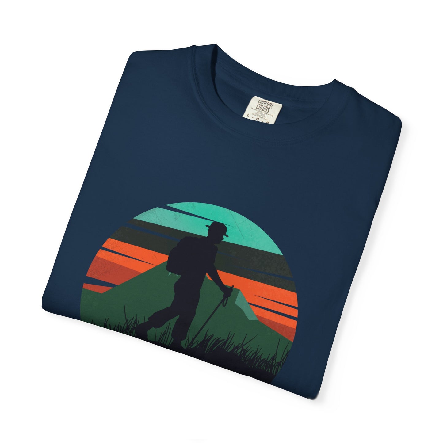 Camiseta unisex teñida Born To Hike