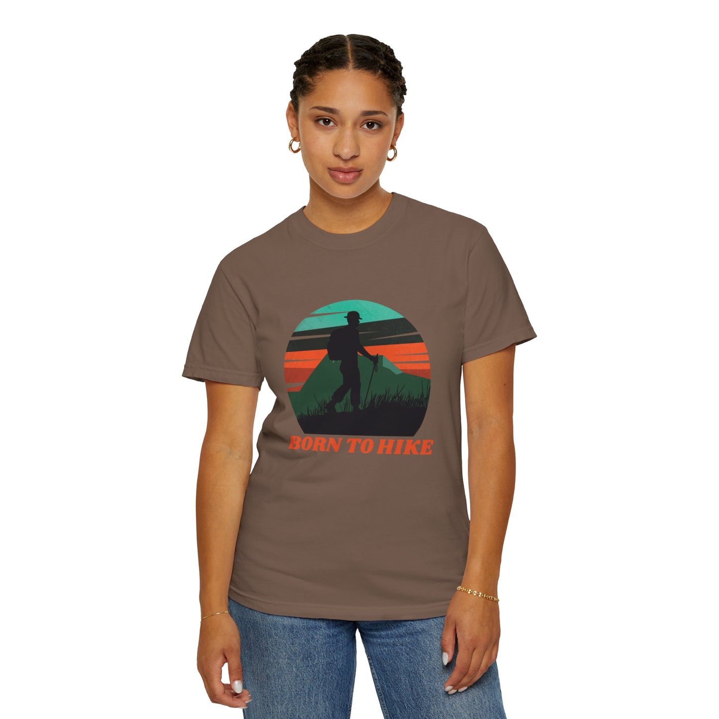 Camiseta unisex teñida Born To Hike