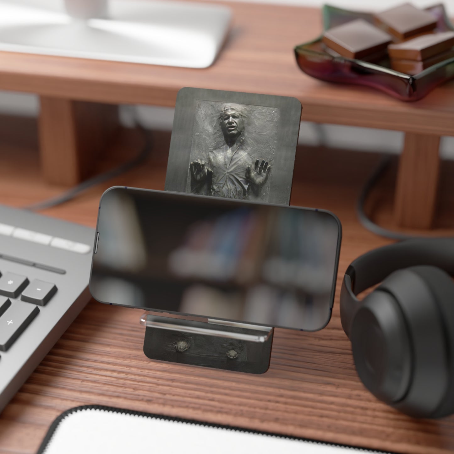 Han Solo Smartphone Stand, Mobile Display Holder