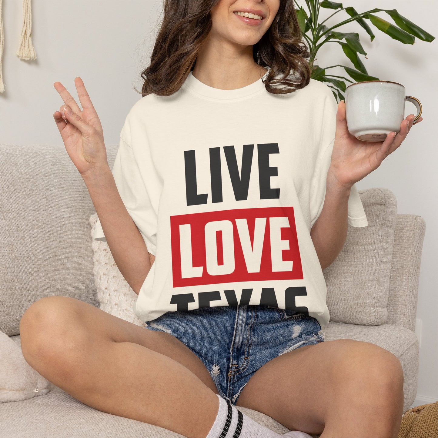 Live Love Texas Unisex T-Shirt - Casual Texas Pride Tee